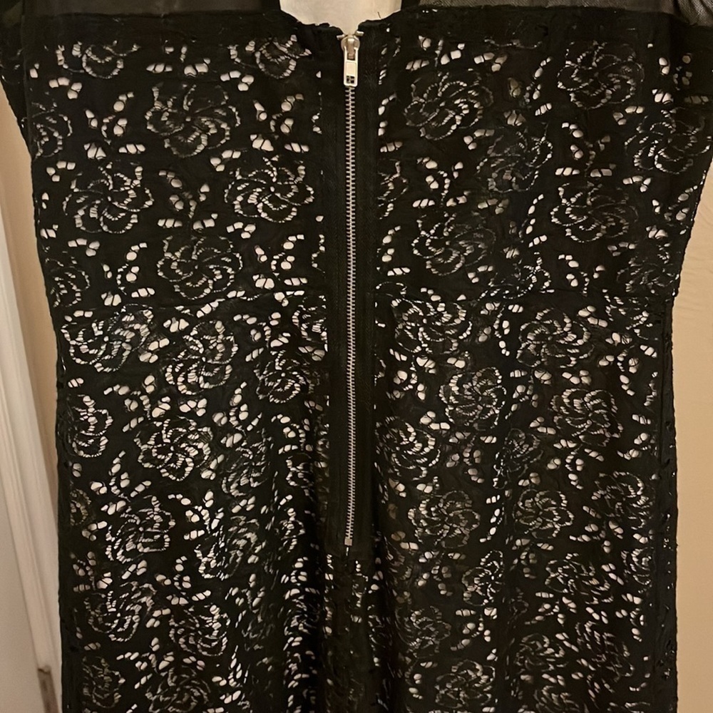 🛍️Forever 21 Black Lace Overlay Dress Size Small - Picture 6 of 9